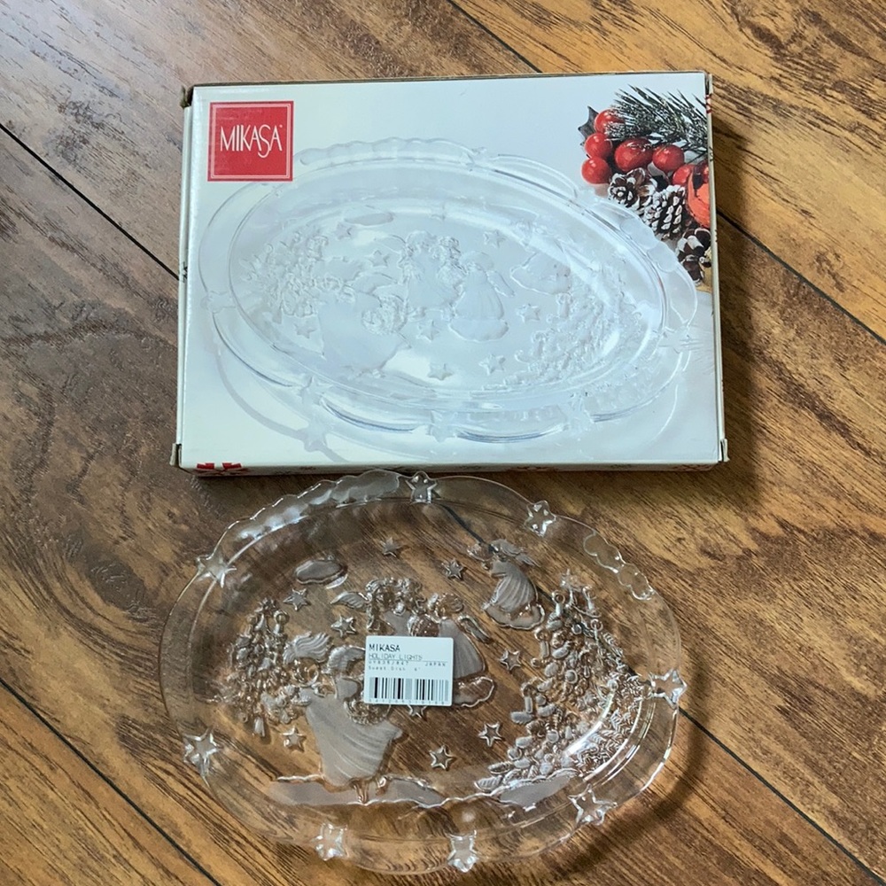 Mikasa Serving Dish